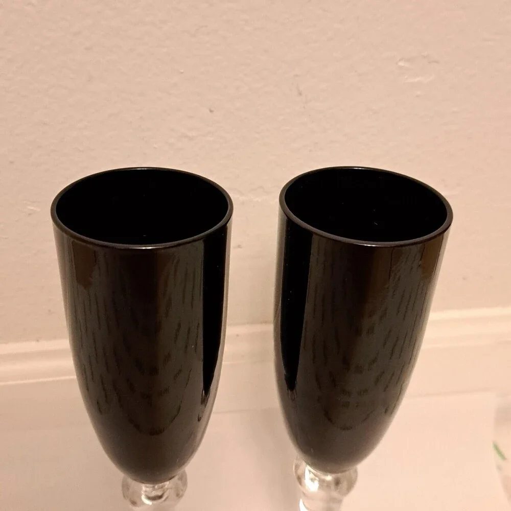 Pier 1 Dante Fluted Champagne Glasses Set of 2 Clear and Black Top